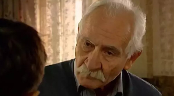 Ünlü oyuncu hayatını kaybetti